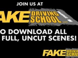 Фалшив driving училище преглед failure краища в тройка двойно крем пай